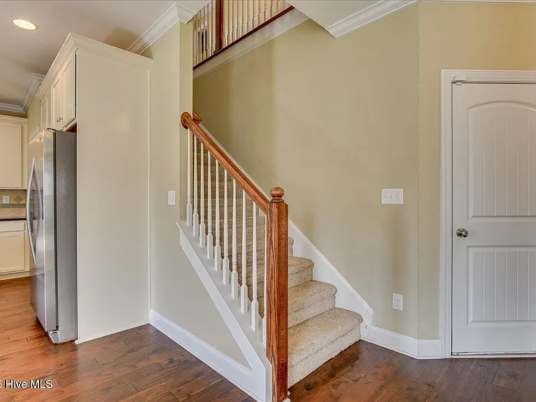 455A Kirkwood Dr — Photo 18