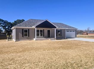 98 College Ct, Leoma, TN 38468