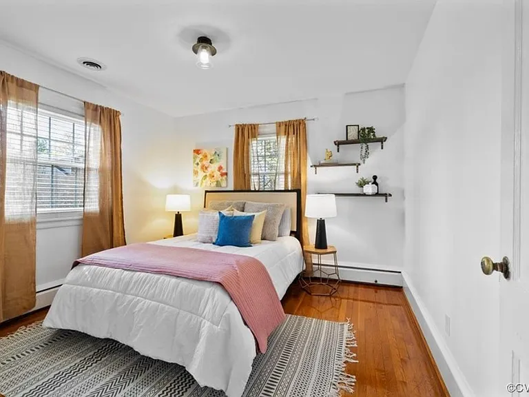 910 Orchard Rd — Photo 15