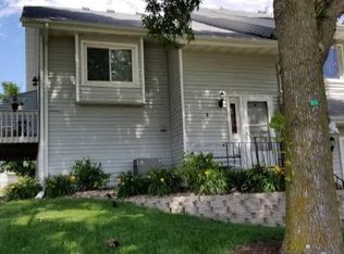 15616 Cornell Trl, Rosemount, MN 55068