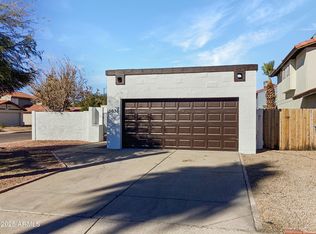 5036 W Gelding Dr, Glendale, AZ 85306
