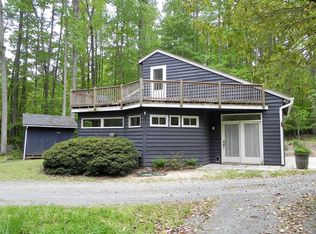 718A Whitney Ln, Chapel Hill, NC 27516