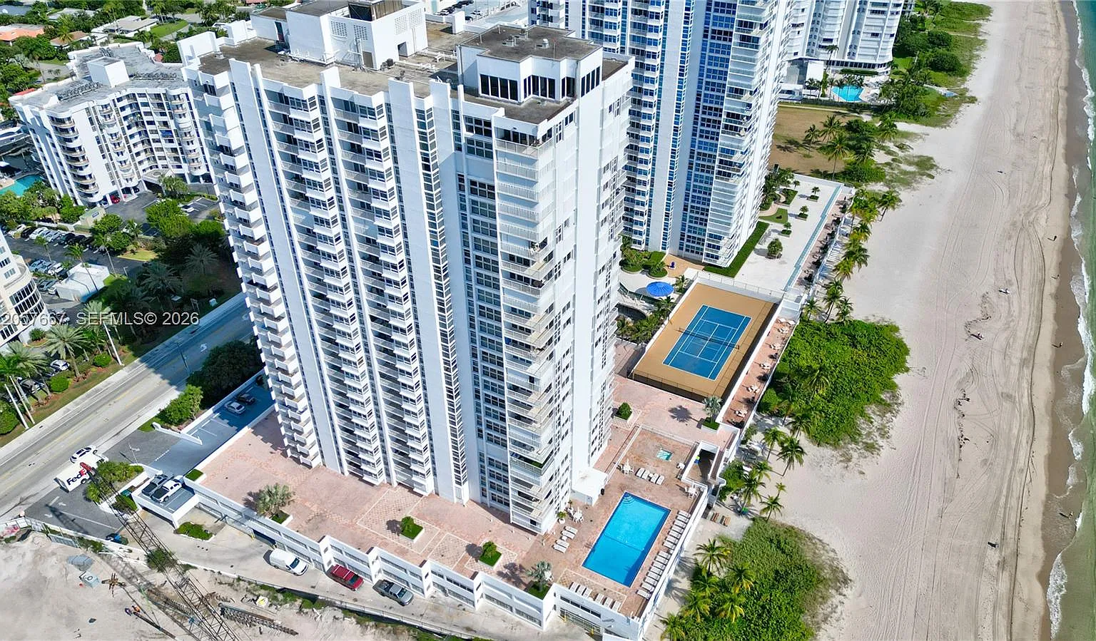 Renaissance Of Pompano Be — Photo 3