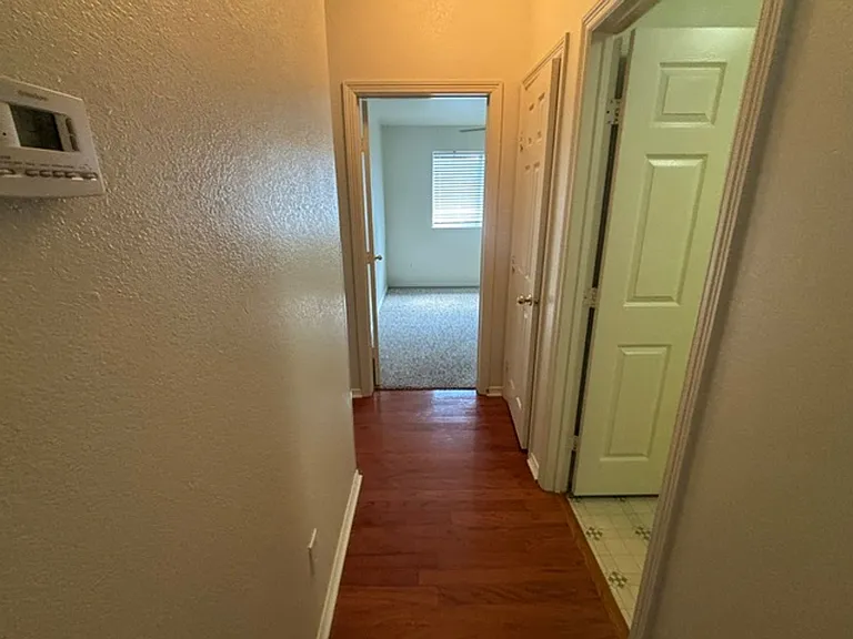 4415 Ashbury Ln — Photo 18