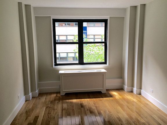 2nd image of 141 E 33rd St APT 3C