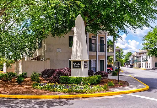 The Garden District Photo 1