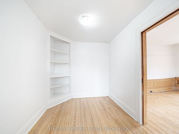 5th image of 2 Kingston Rd #16