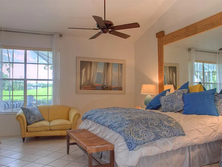 7911 Whitebridge Gln — Photo 20