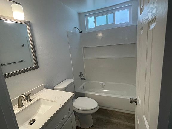 5th image of 4616 Bancroft St #2