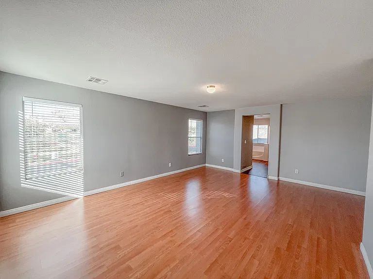 3335 Antique Rose Dr — Photo 34
