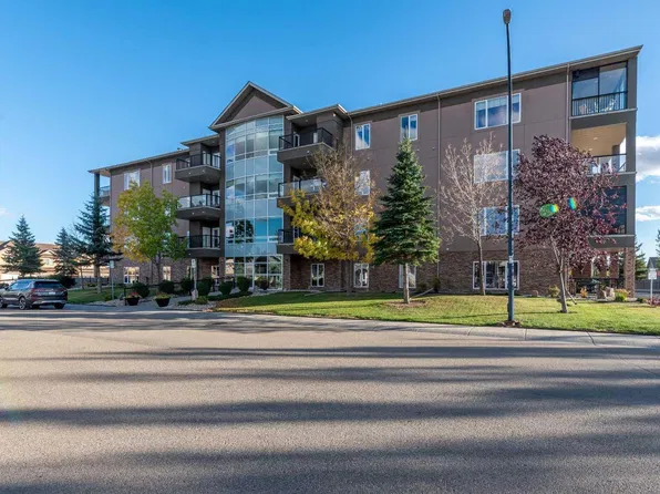 5305 14th St #403, Lloydminster, AB T9V 2K8