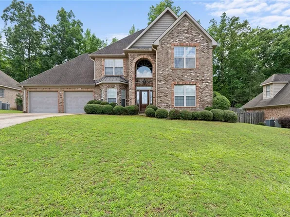6825 Abbey Trace Dr, Cottondale, AL 35453