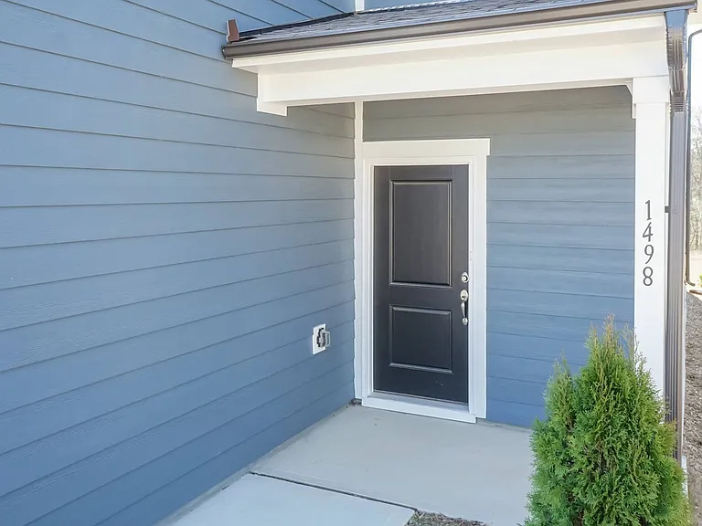 1498 Rhodes Pond St — Photo 2