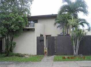 11350 SW 69th Ter, Miami, FL 33173