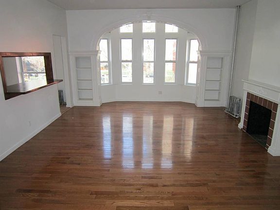 4th image of 348 W 23rd St APT 3F