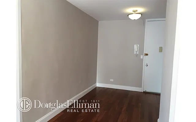 Rented by Douglas Elliman | media 24