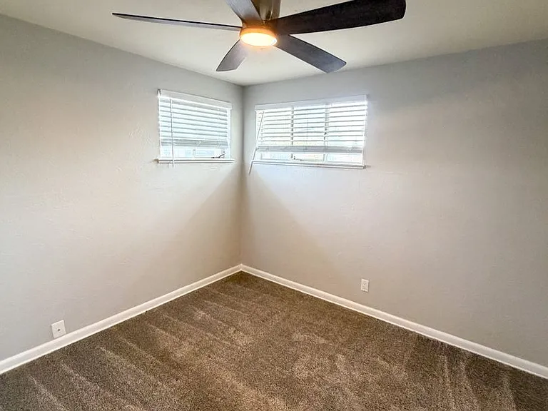 7400 W 10th Ave — Photo 64