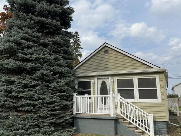 815 Bayfield St, Lake Orion, MI 48362