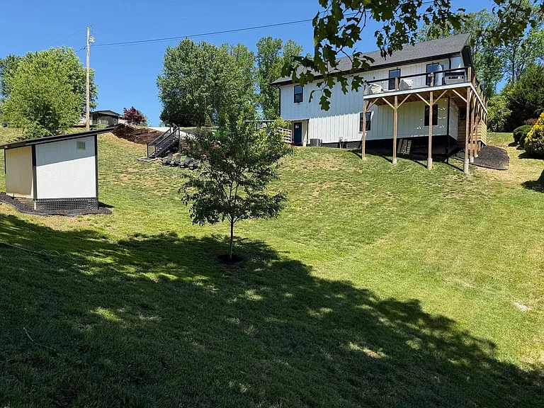 1 Little Oak Rd — Photo 2