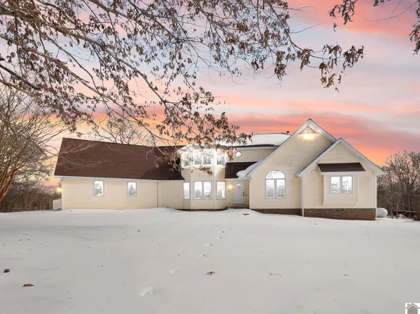 128 Geurin Rd, Murray, KY 42071