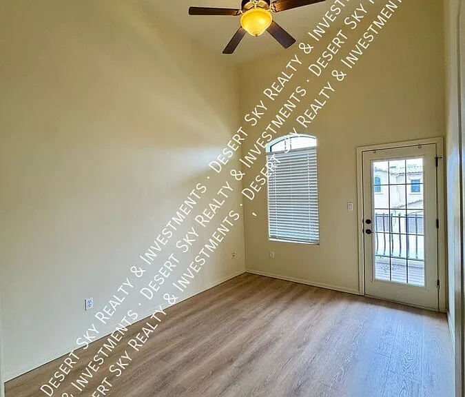 4334 Capistrano Ave — Photo 41