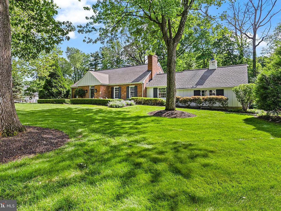 1st image of 574 Timber Ln