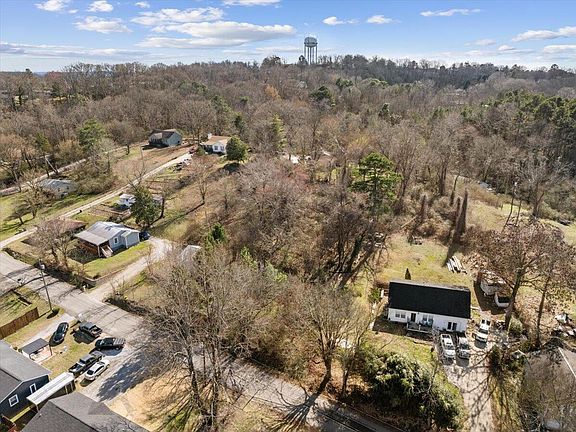 5th image of 9059 Wooten Rd