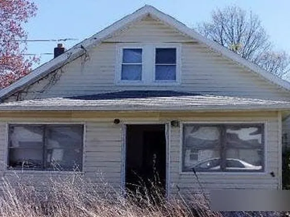 137 Pine St, Elk Garden, WV 26717