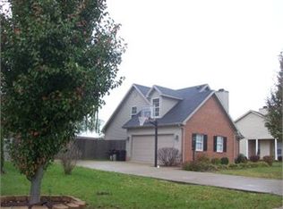 2335 Cottonwood Ct, Maysville, KY 41056