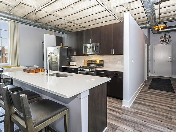 3rd image of 154 School St APT 205