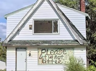 12828 Strathmoor St, Detroit, MI 48227