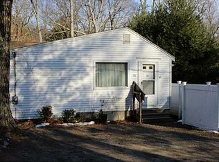 38 Parker St, Glocester, RI 02814