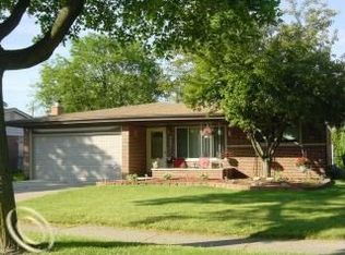 14254 Farnsworth Dr, Sterling Heights, MI 48312