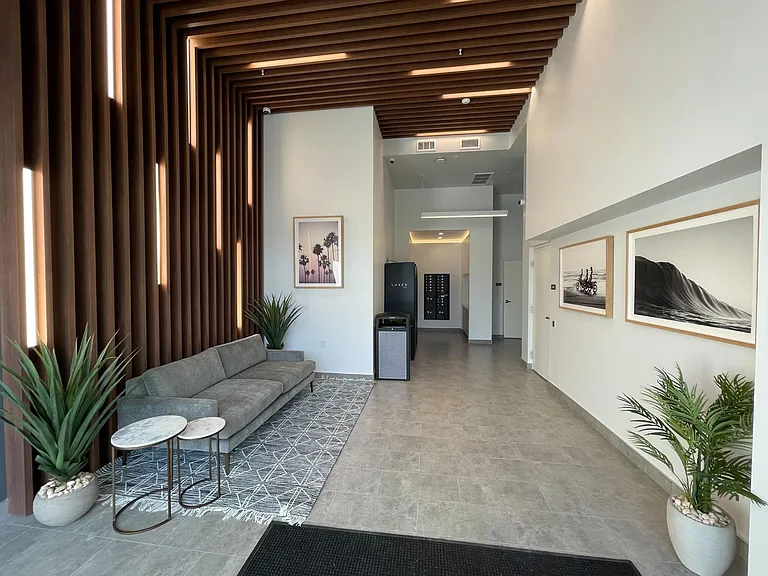 Motor & Tabor Apartments — Photo 13