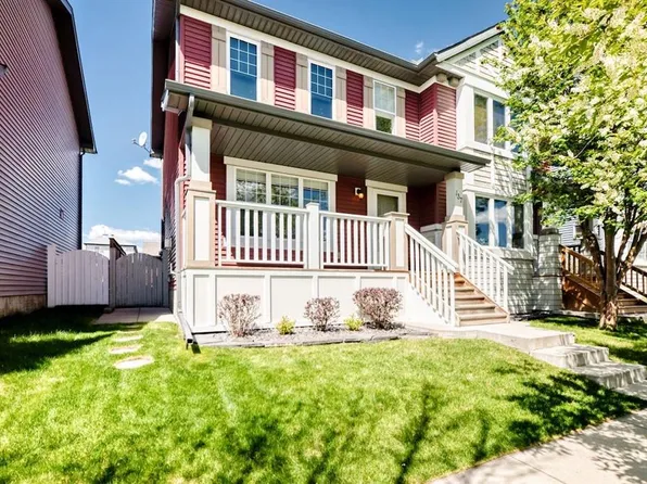 137 E Eversyde Blvd SW, Calgary, AB T2Y 0B3