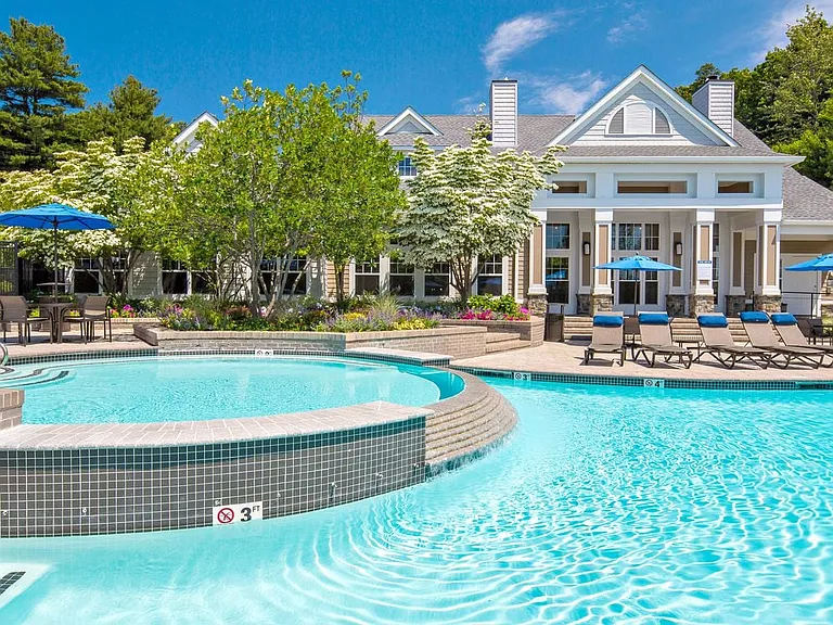 Swimming Pool with Sundeck