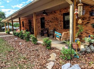 3087 McComb Holmesville Rd, McComb, MS 39648