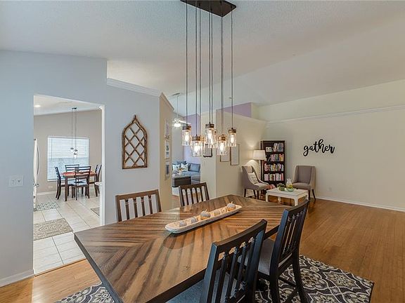4th image of 235 Prairie Dune Way