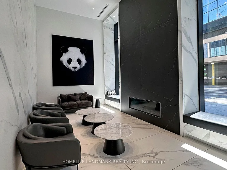 20 Edward St #616 — Photo 7