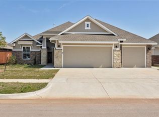11021 NW 20th St, Yukon, OK 73099