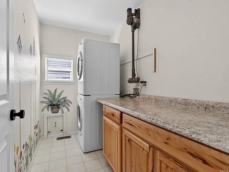 5485 S Harlan Way — Photo 15