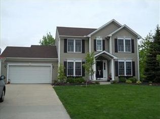 520 Crossings Way, Avon Lake, OH 44012
