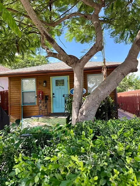 1 bed, 1.0 bath, 650 sqft, $2,150 — Photo 2