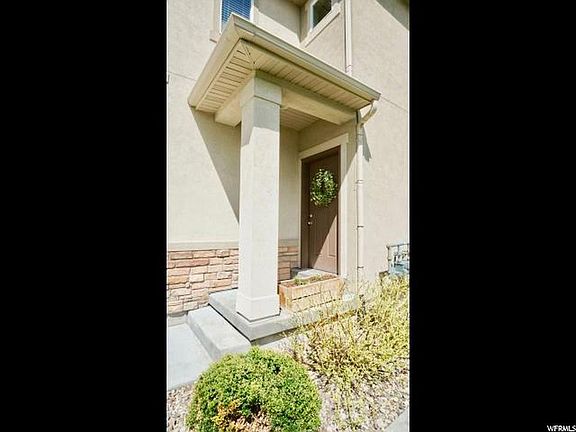 3rd image of 3134 W Manor View Dr