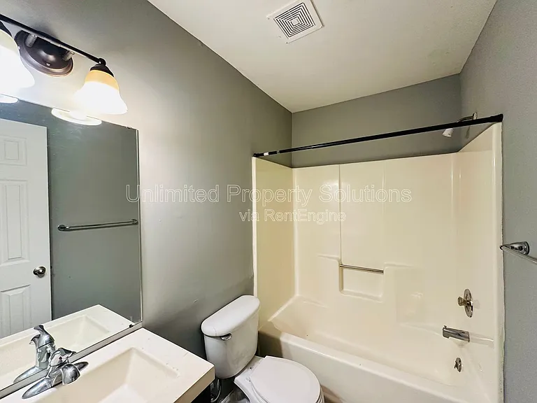 209 Sunn Aire Ct #A — Photo 10