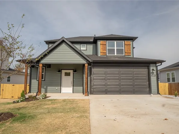 1409 W Pine St, Rogers, AR 72758
