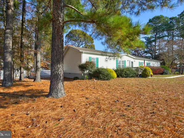 35017 Salem Ct, Lewes, DE 19958