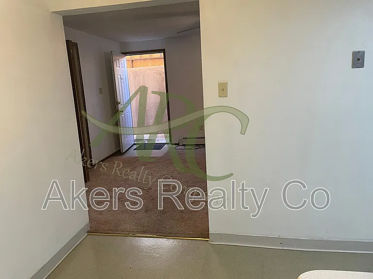 1328 Anita St — Photo 5
