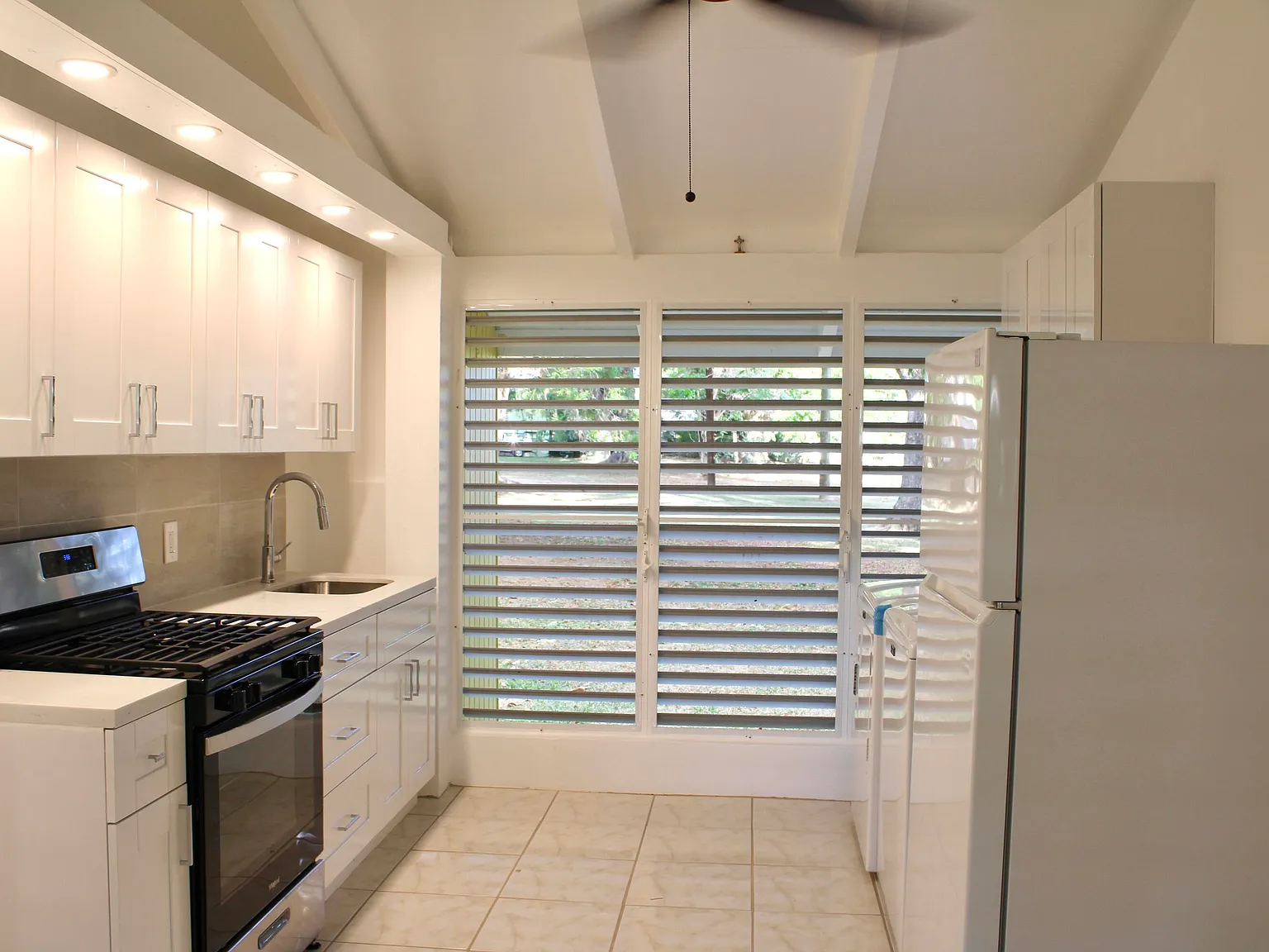 1 bed, $1,100 — Photo 3