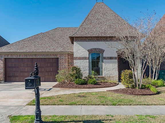 3rd image of 216 Cypress View Dr